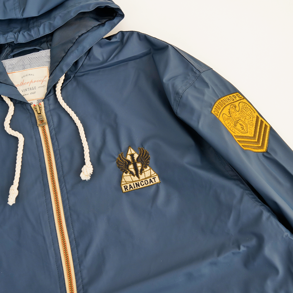 RAINCOAT - VINTAGE RAIN JACKET - NAVY - BOOK BUNDLE