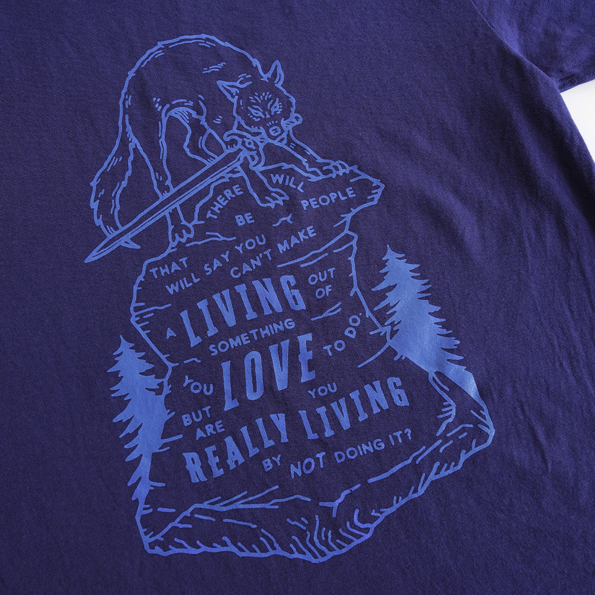 LOVE TO DO WOLF- T-SHIRT - HEAVYWEIGHT - TRUE NAVY
